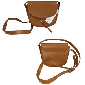JJ Winters Ivy Leather Crossbody Bag In Carmel /Tan small purse. Used once!